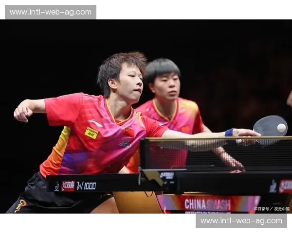 乒乓球临场博弈:在速度与节奏之间的胜负艺术 乒乓球临场博弈:在速度与节奏之间的胜负艺术